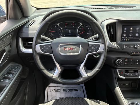 Used 2024 GMC Terrain SLE AWD/4WD image 25