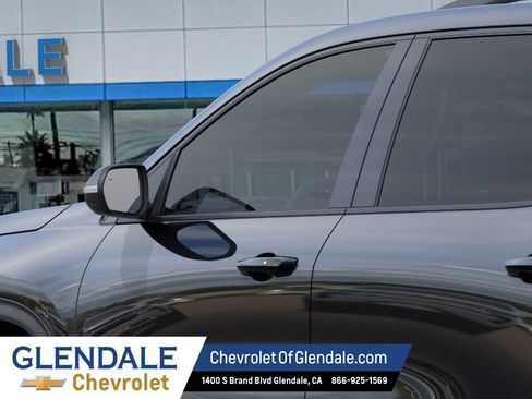 New 2026 Chevrolet Traverse Z71 w/ Enhanced Driving Package AWD/4WD image 12
