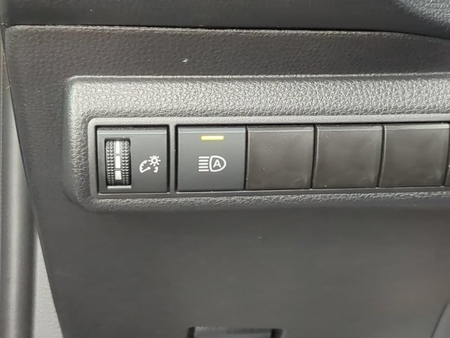 Certified 2025 Toyota Corolla LE FWD image 25