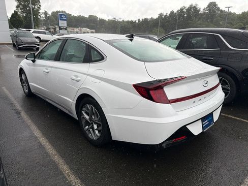 Certified 2023 Hyundai Sonata SEL w/ Cargo Package FWD image 4