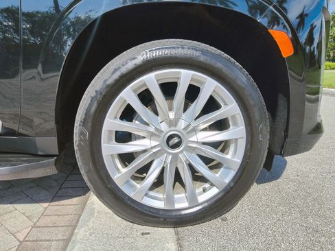 Used 2022 Cadillac Escalade ESV Luxury RWD image 52