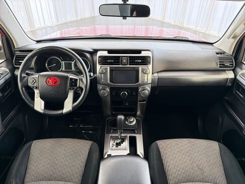 Used 2015 Toyota 4Runner SR5 AWD/4WD image 16