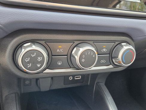 Used 2024 Nissan Versa SV FWD image 20