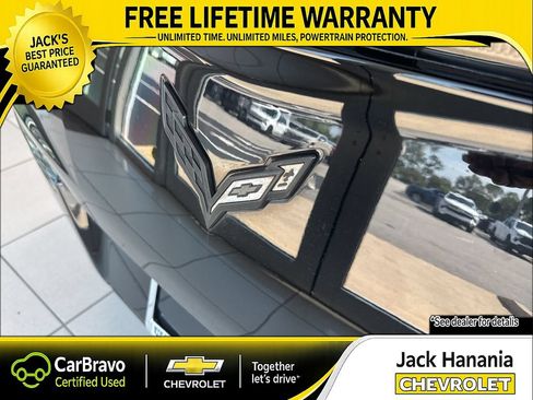 Used 2017 Chevrolet Corvette Z06 w/ Chrome Badge Package RWD image 9