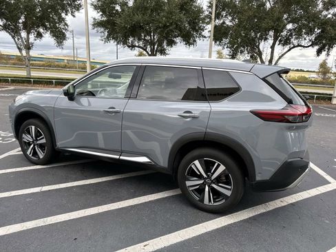 Used 2023 Nissan Rogue Platinum w/ Platinum Premium Package image 4