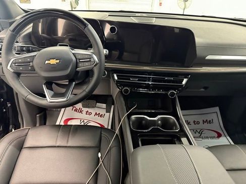 New 2026 Chevrolet Traverse High Country w/ LPO, Floor Liner Package FWD image 13