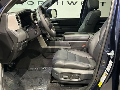 Used 2026 Toyota Sequoia Platinum AWD/4WD image 11