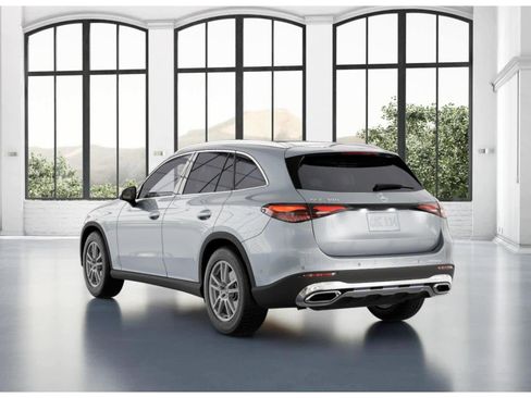 Used 2026 Mercedes-Benz GLC 300 image 26