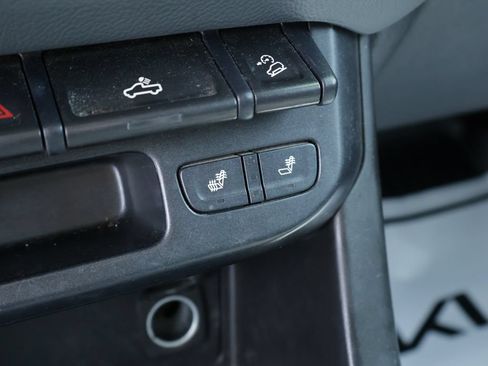 Used 2018 Chevrolet Colorado Z71 AWD/4WD image 43