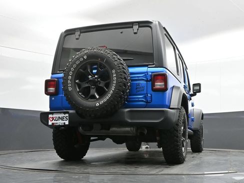 Used 2021 Jeep Wrangler Unlimited Sport AWD/4WD image 39