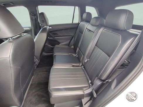 Used 2023 Volkswagen Tiguan SE R-Line AWD/4WD image 14
