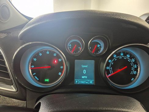 Used 2013 Buick Encore Convenience FWD image 12