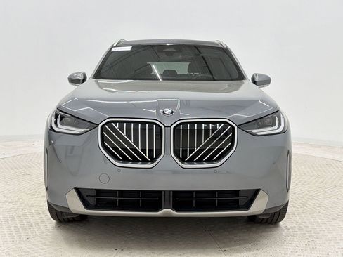 Used 2025 BMW X3 xDrive30i w/ Premium Package image 5