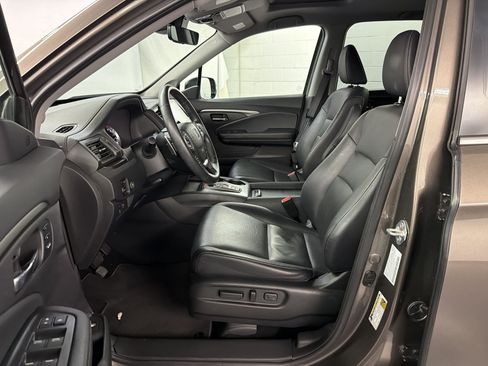 Certified 2021 Honda Ridgeline RTL image 5