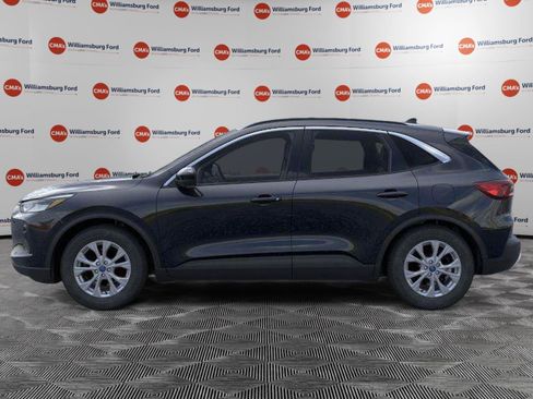 New 2024 Ford Escape Active w/ Tech Pack #2 FWD image 3