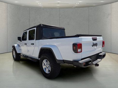 Used 2022 Jeep Gladiator Sport AWD/4WD image 7