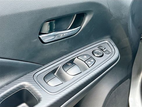 New 2025 Nissan Versa SV image 16