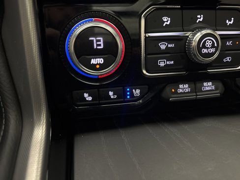 Used 2022 GMC Yukon Denali image 51