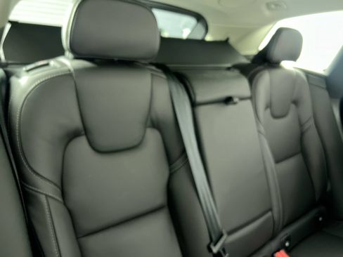 Used 2023 Volvo XC60 B5 Ultimate w/ Protection Package Premier FWD image 29