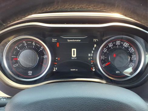 Used 2016 Dodge Challenger SXT RWD image 23