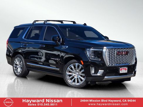 Used 2023 GMC Yukon Denali w/ Denali Reserve Package image 1