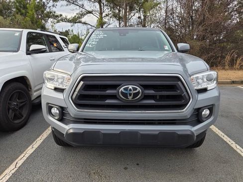 Used 2021 Toyota Tacoma SR5 w/ SR5 Appearance Package (SM) image 2