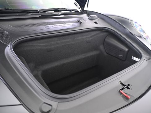 Used 2019 Porsche 911 Turbo image 15