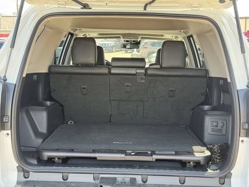 Used 2023 Toyota 4Runner TRD Off-Road Premium w/ Moonroof Package AWD/4WD image 33