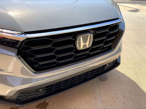 Used 2024 Honda CR-V EX-L image 32