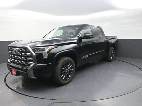 Used 2026 Toyota Tundra Platinum AWD/4WD image 3