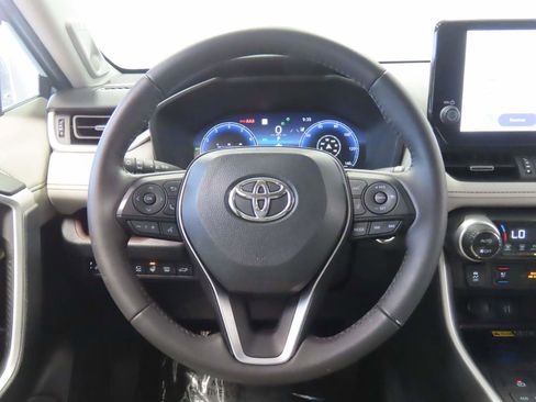 Used 2023 Toyota RAV4 Limited AWD/4WD image 12