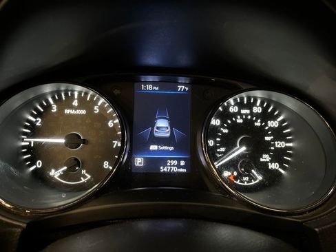 Used 2021 Nissan Rogue Sport SV AWD/4WD image 15