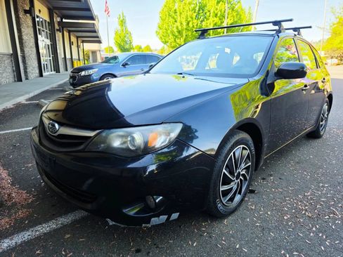 Used 2010 Subaru Impreza 2.5i Premium AWD/4WD image 1