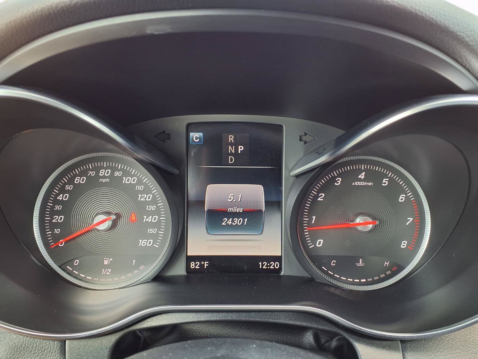 Used 2018 Mercedes-Benz C 300 Sedan image 32