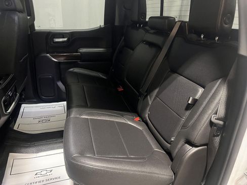 Used 2022 GMC Sierra 1500 SLT w/ SLT Premium Plus Package AWD/4WD image 25