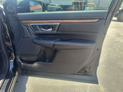 Used 2018 Honda CR-V Touring image 24