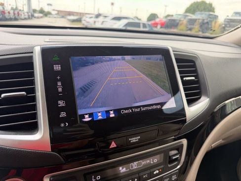 Used 2016 Honda Pilot Elite image 23