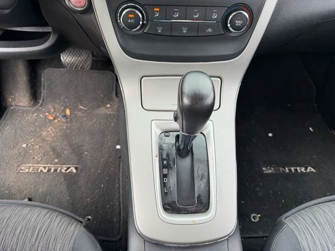 Used 2015 Nissan Sentra SV w/ Cold Weather Package FWD image 27