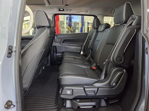 New 2026 Honda Odyssey Elite image 8