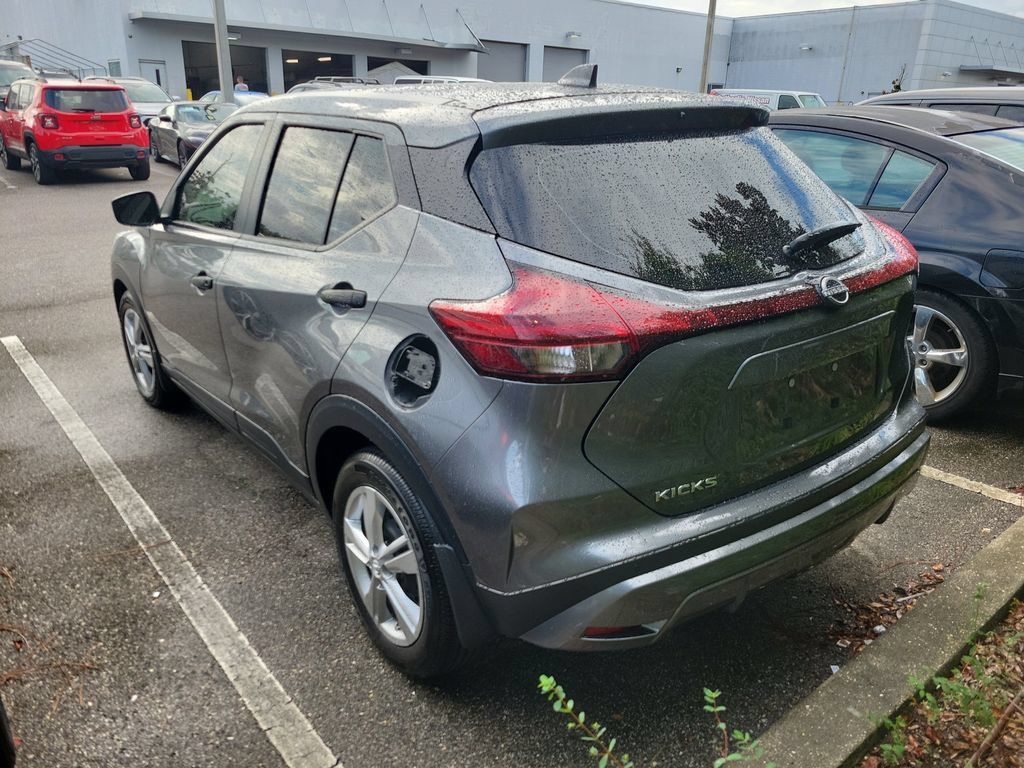 Used 2025 Nissan Kicks Play S FWD image 4
