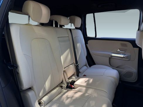 New 2026 Mercedes-Benz GLB 250 image 23