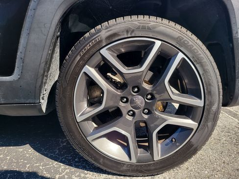 Used 2021 Jeep Renegade Sport FWD image 8