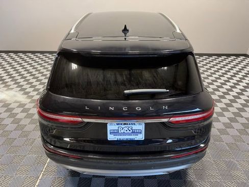 Used 2024 Lincoln Corsair Reserve image 10