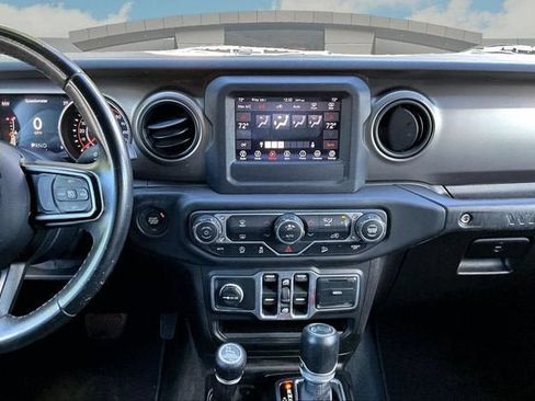 Used 2018 Jeep Wrangler Unlimited Sport S AWD/4WD image 6