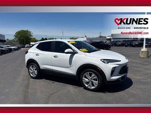 Used 2025 Buick Encore GX Preferred FWD image 4
