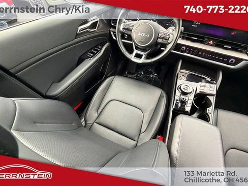 Used 2023 Kia Sportage EX AWD/4WD image 12