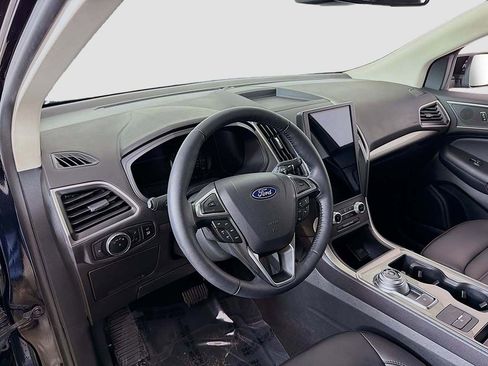 Used 2024 Ford Edge SEL w/ Convenience Package image 16