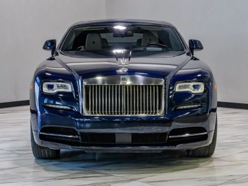 Used 2017 Rolls-Royce Wraith RWD image 9