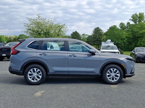 Used 2024 Honda CR-V LX image 7