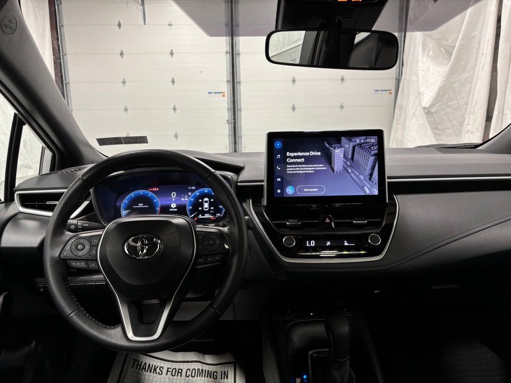 Used 2026 Toyota Corolla XSE FWD image 16